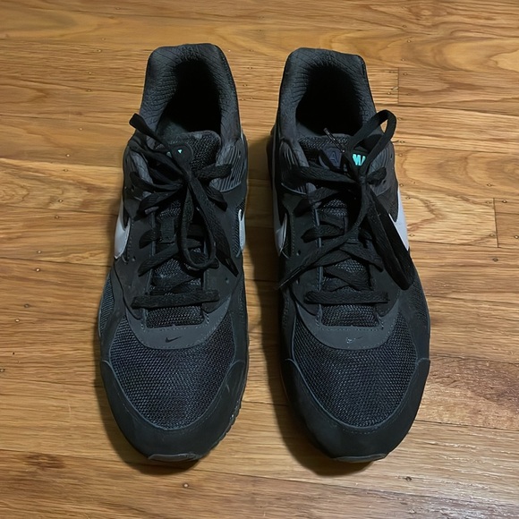 Nike air max shoes - Picture 2 of 6